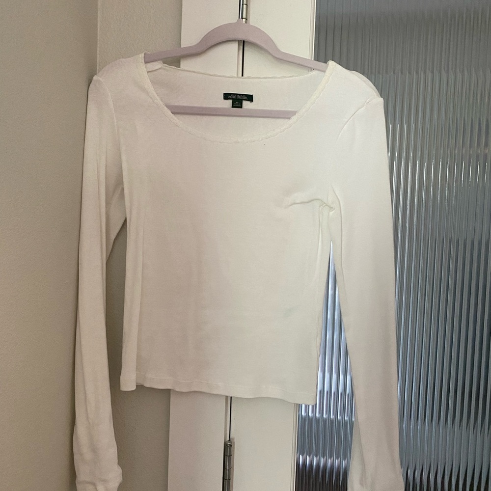 WILD FABLE LONG SLEEVE